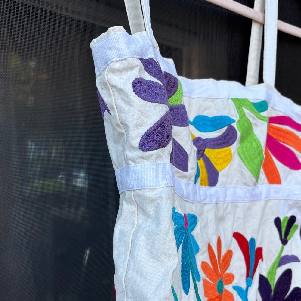 Tory Burch Ladies White Embroidered Floral Art Cotton Tank Top-6 - Picture 6 of 14